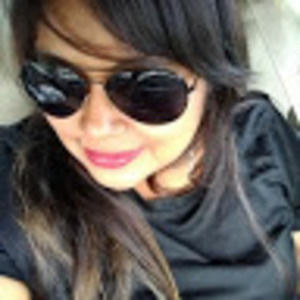 Meet your Posher, Daura